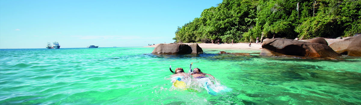 Cairns Beach Travel Guide Main Shot